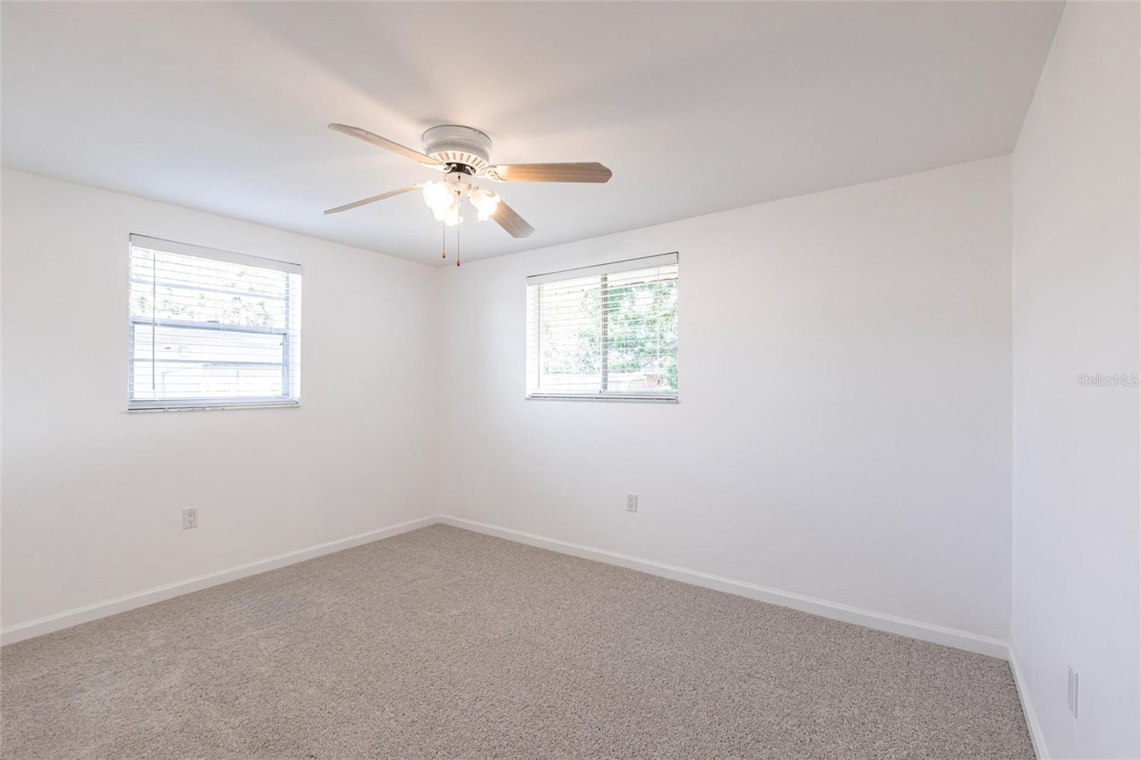 6235 CARLTON AVE, SARASOTA, FL, 34231