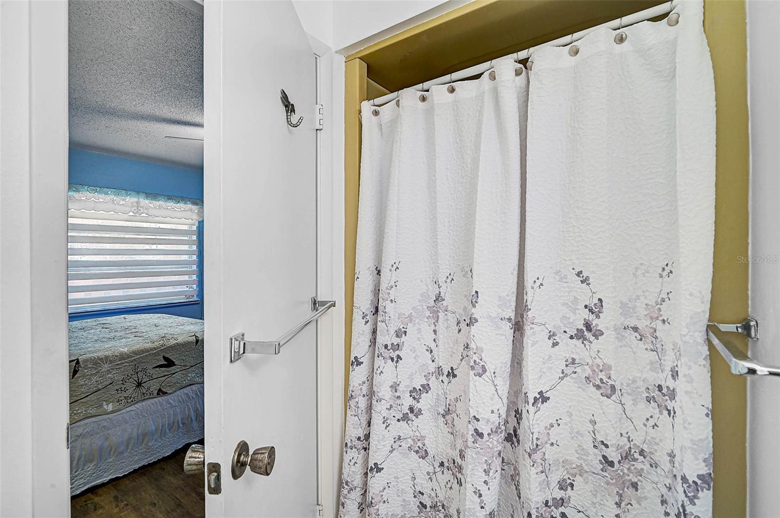 4437 TIPPECANOE TRL #6, SARASOTA, FL, 34233