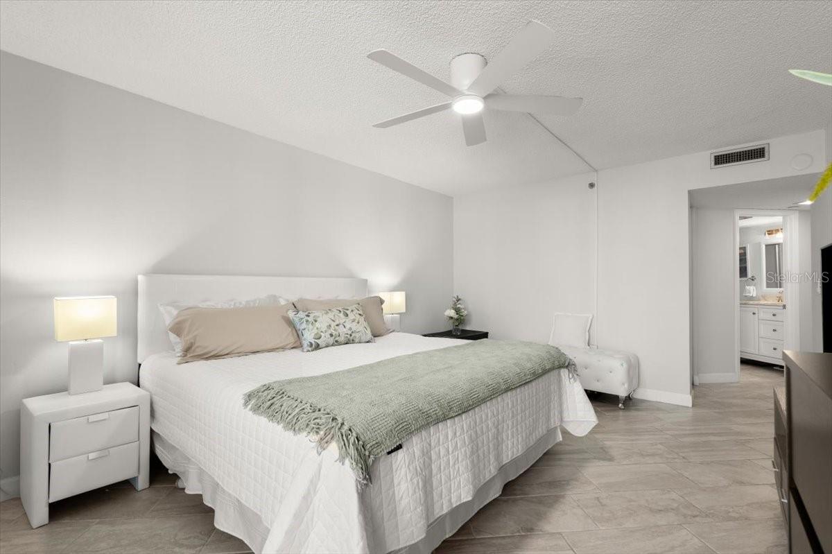 1 OCEANS WEST BLVD #11B5, DAYTONA BEACH, FL, 32118