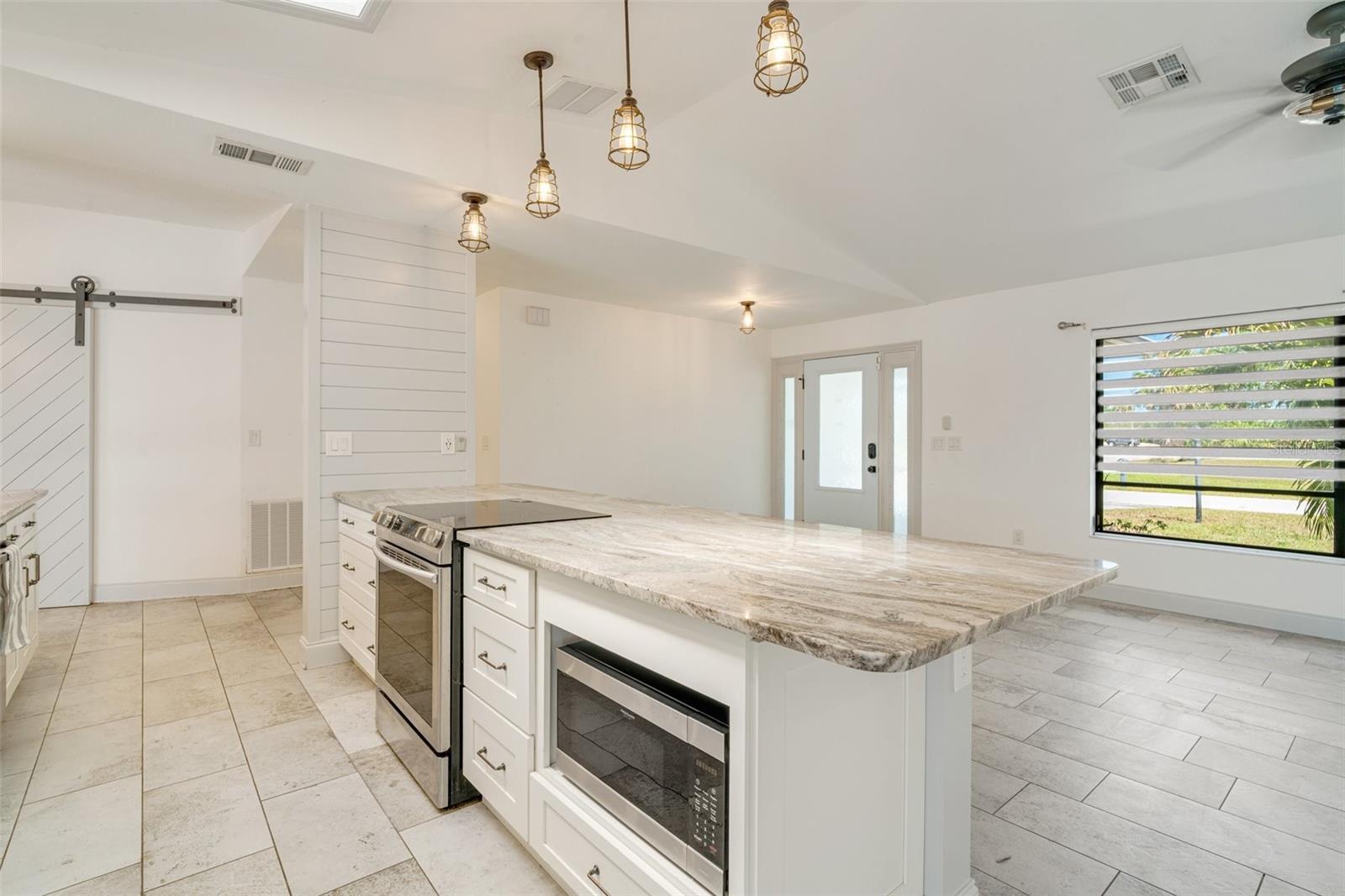 6387 SHALIMAR ST, PORT CHARLOTTE, FL, 33981