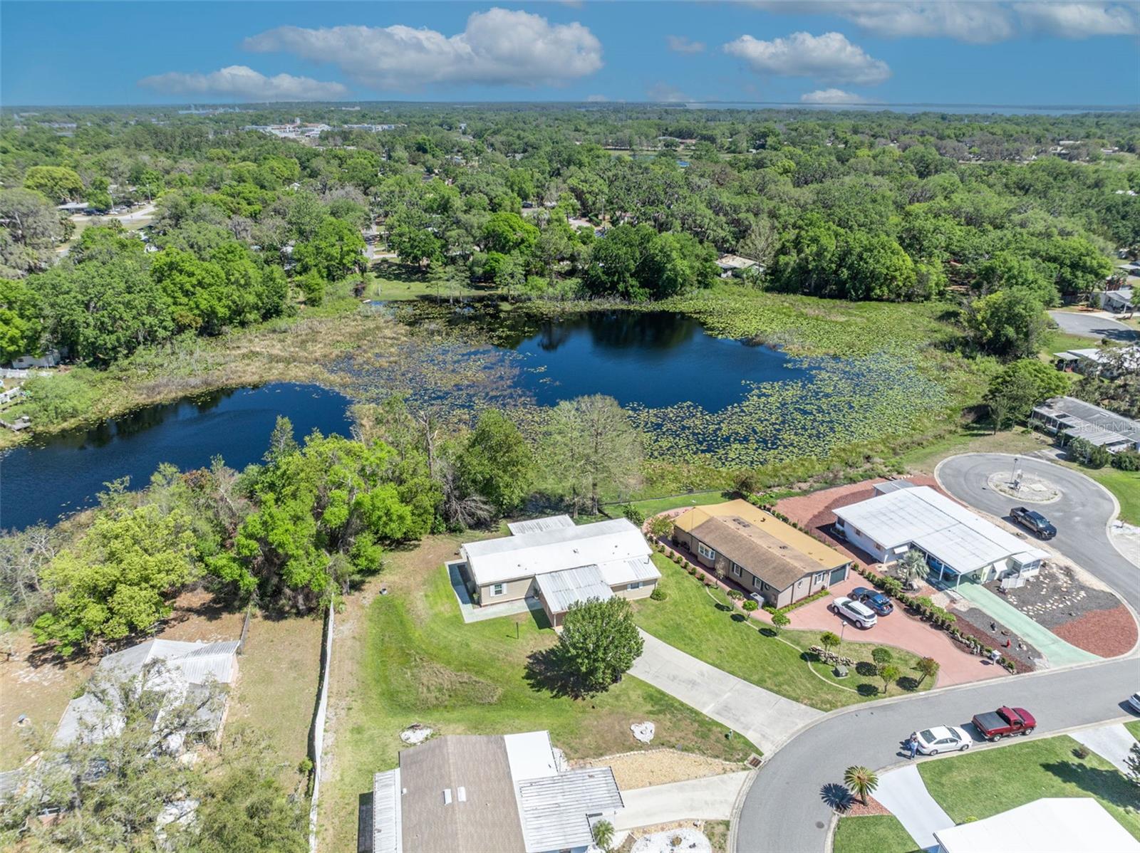 2350 CONESTOGA DR, LEESBURG, FL, 34748