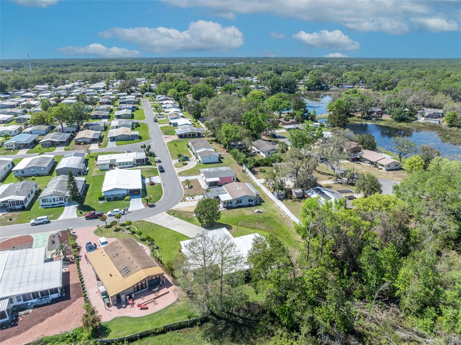 2350 CONESTOGA DR, LEESBURG, FL, 34748