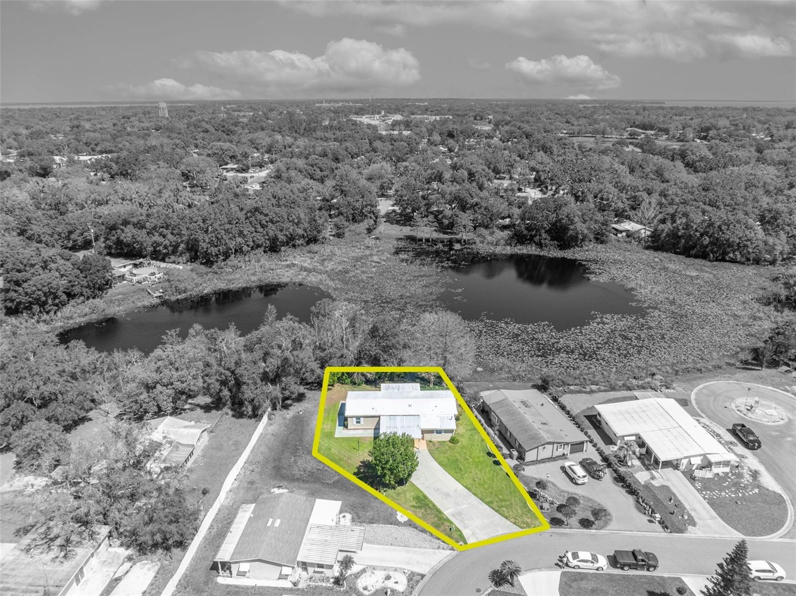 2350 CONESTOGA DR, LEESBURG, FL, 34748