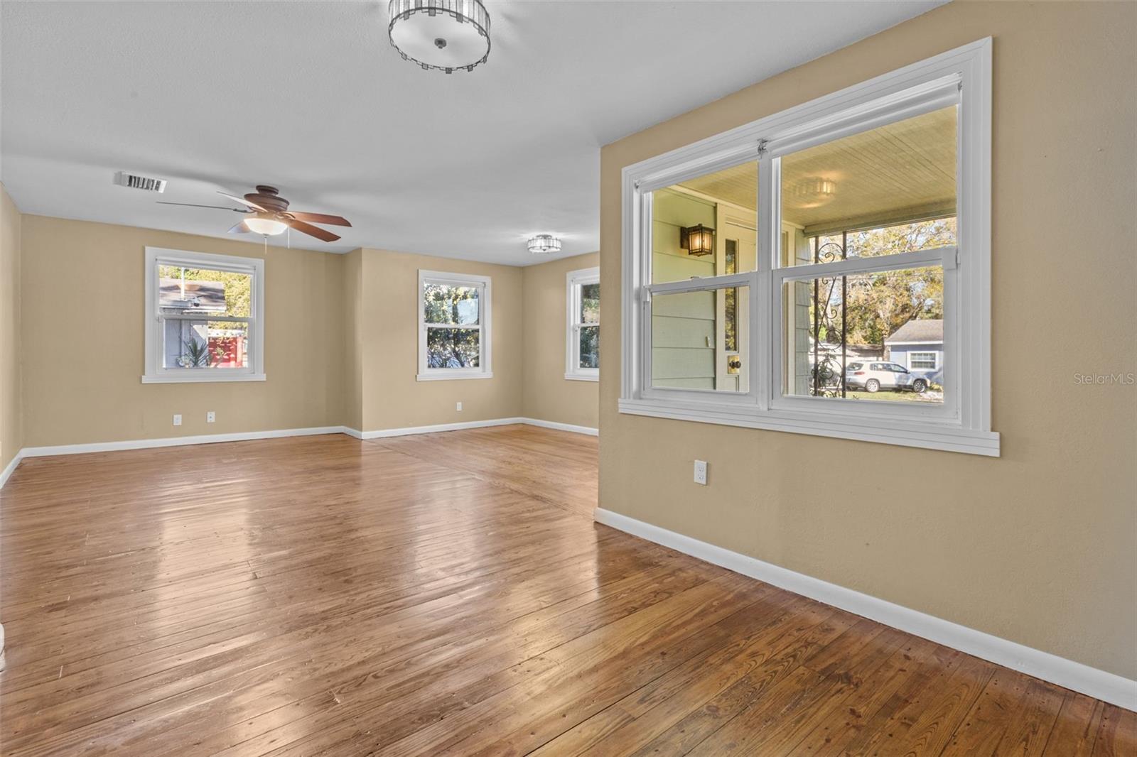 1908 W FERN ST, TAMPA, FL, 33604