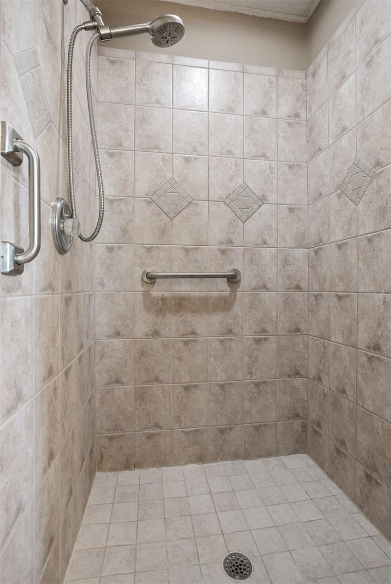 545 PINELLAS BAYWAY S #109, ST PETERSBURG, FL, 33715