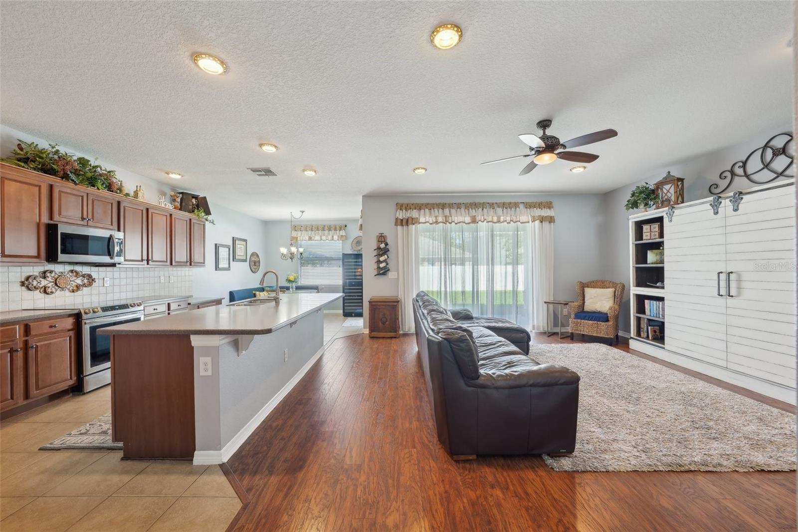 2807 CYPRESS BOWL RD, LUTZ, FL, 33558
