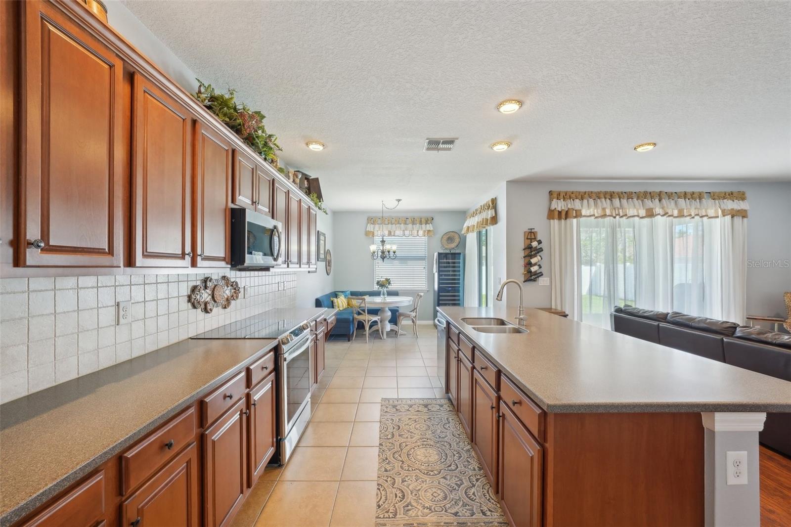 2807 CYPRESS BOWL RD, LUTZ, FL, 33558