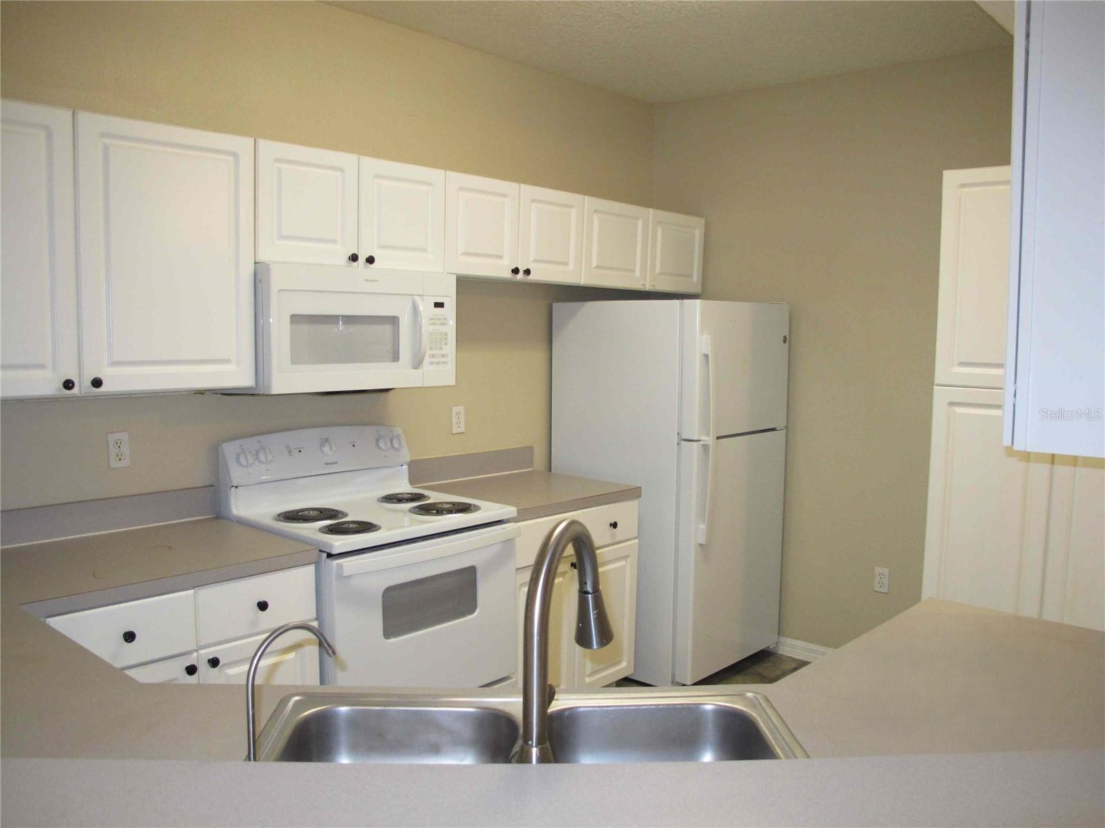 5524 METROWEST BLVD #10-212, ORLANDO, FL, 32811