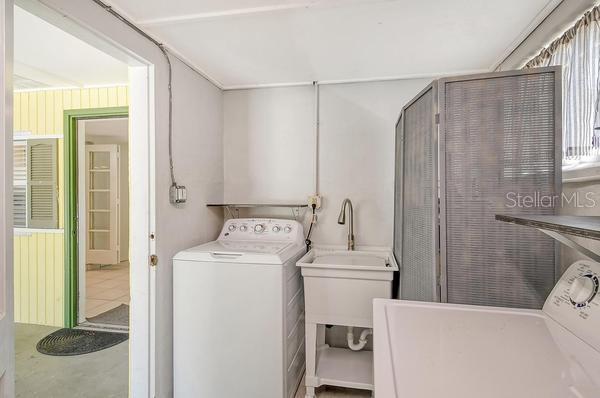 4560 BROOKSDALE DR, SARASOTA, FL, 34232