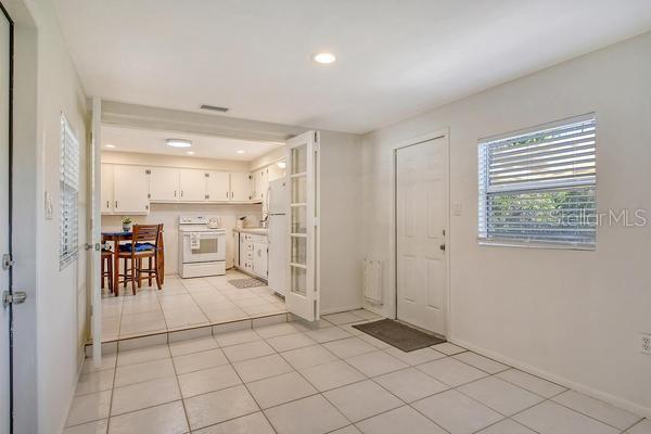 4560 BROOKSDALE DR, SARASOTA, FL, 34232