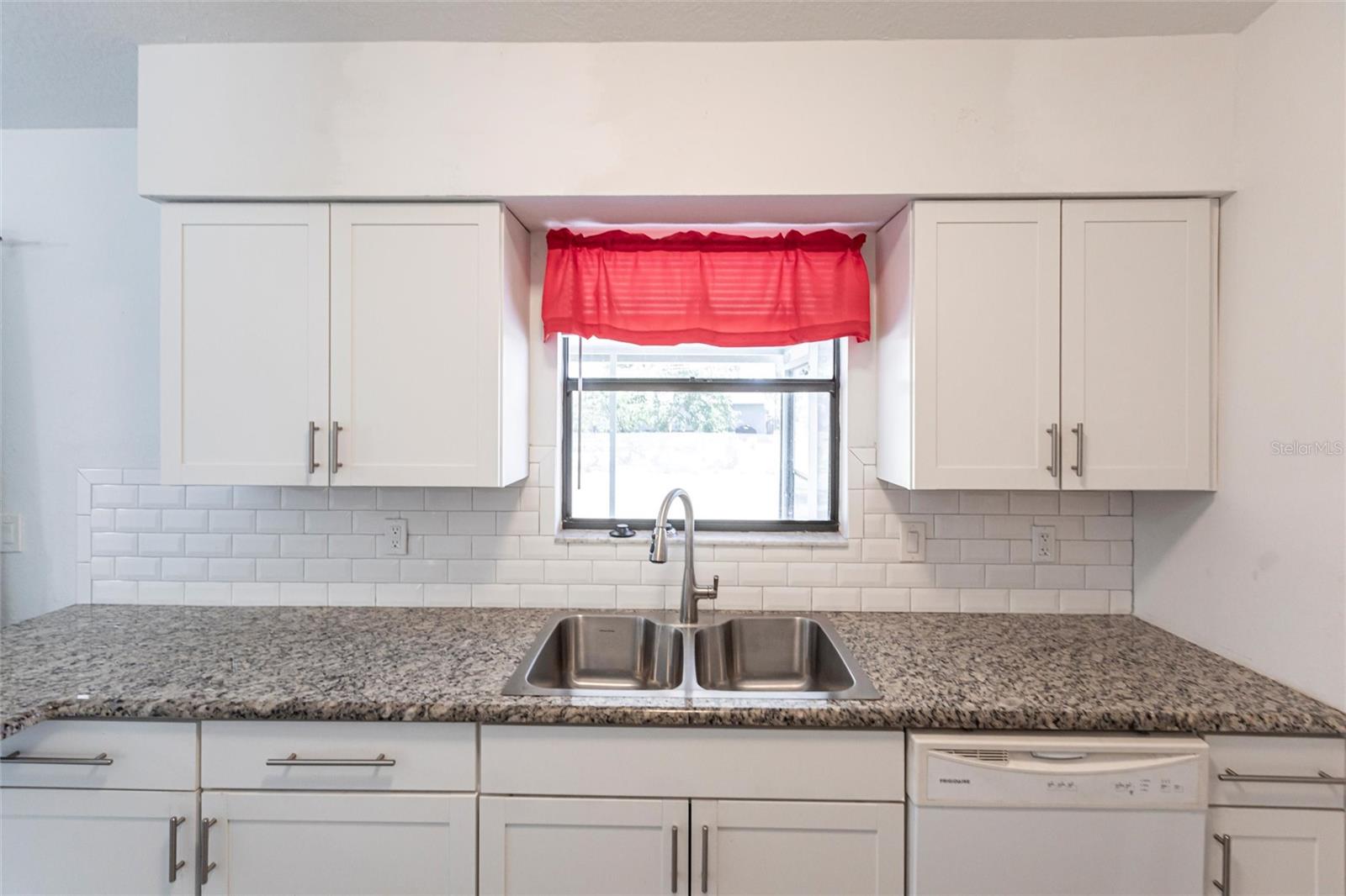 963 KENNWOOD TER NW, PORT CHARLOTTE, FL, 33948