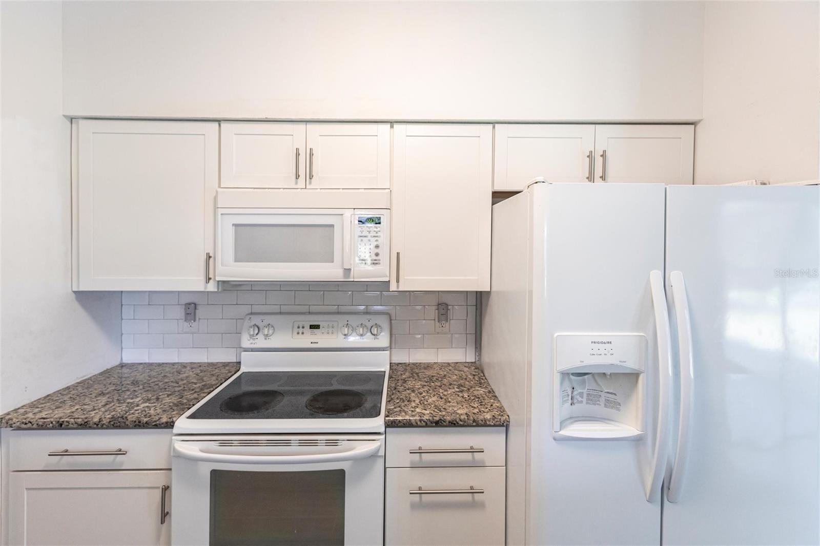 963 KENNWOOD TER NW, PORT CHARLOTTE, FL, 33948