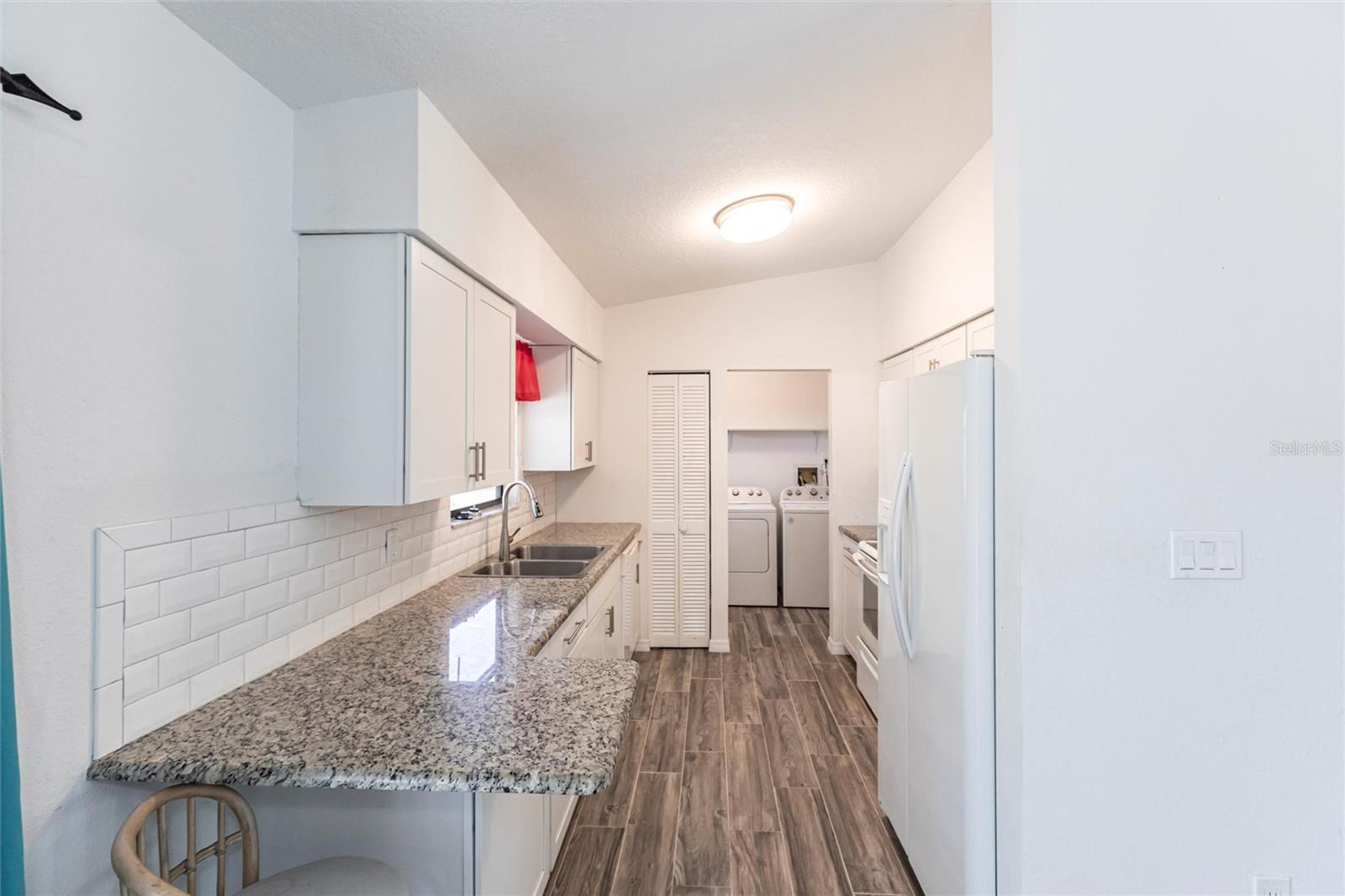 963 KENNWOOD TER NW, PORT CHARLOTTE, FL, 33948