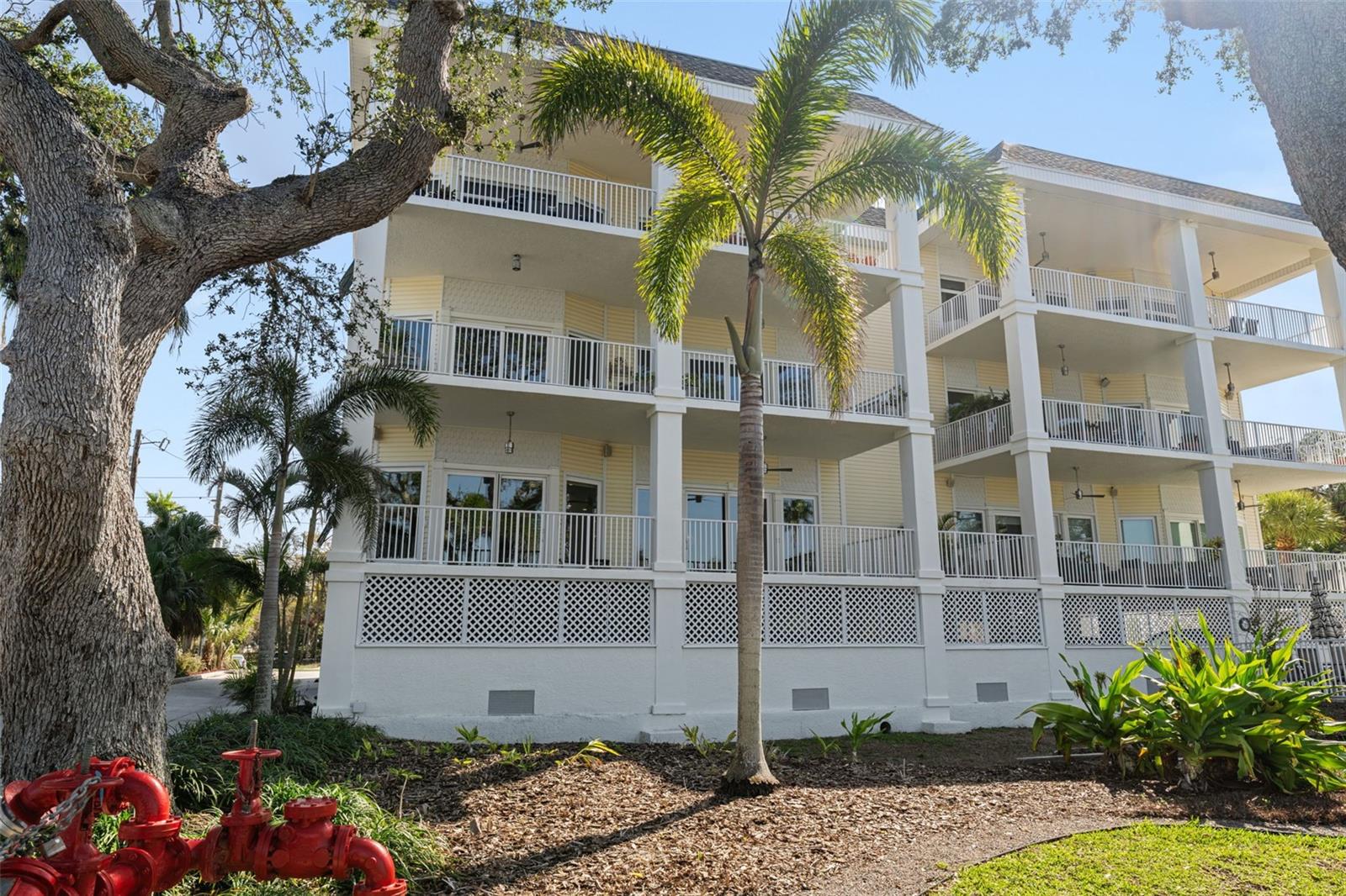 1135 VICTORIA DR #2, DUNEDIN, FL, 34698