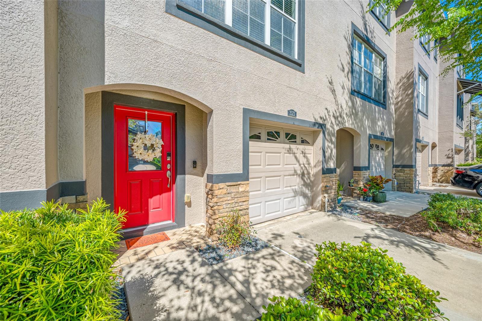 2523 MIDDLETON GROVE DR, BRANDON, FL, 33511