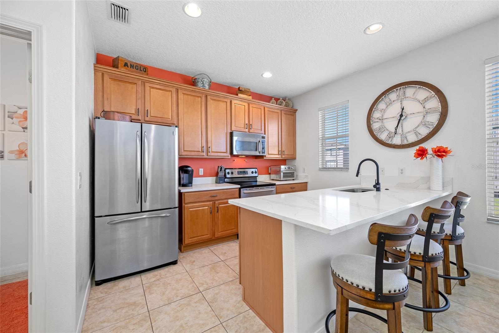 2523 MIDDLETON GROVE DR, BRANDON, FL, 33511