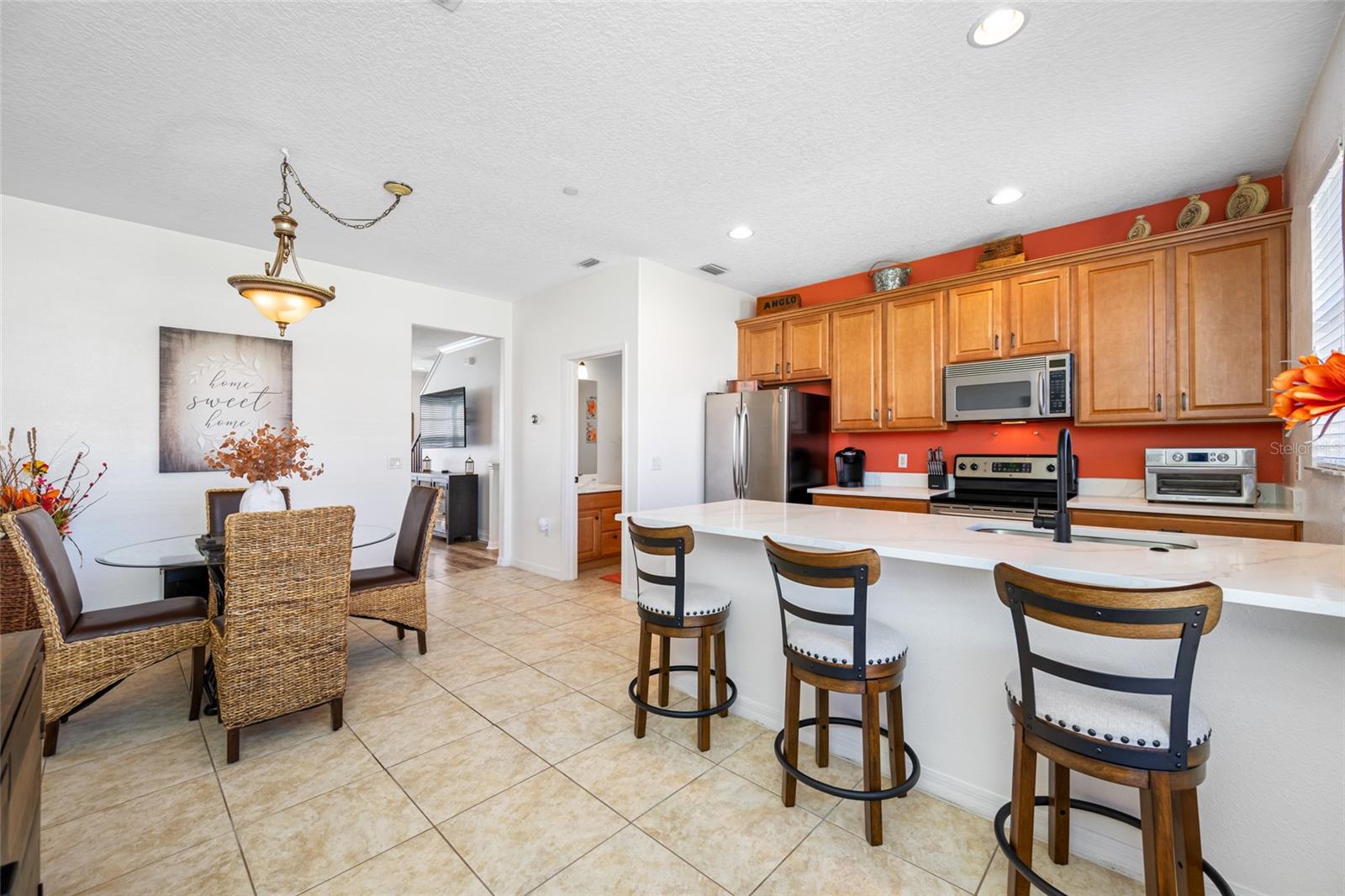 2523 MIDDLETON GROVE DR, BRANDON, FL, 33511