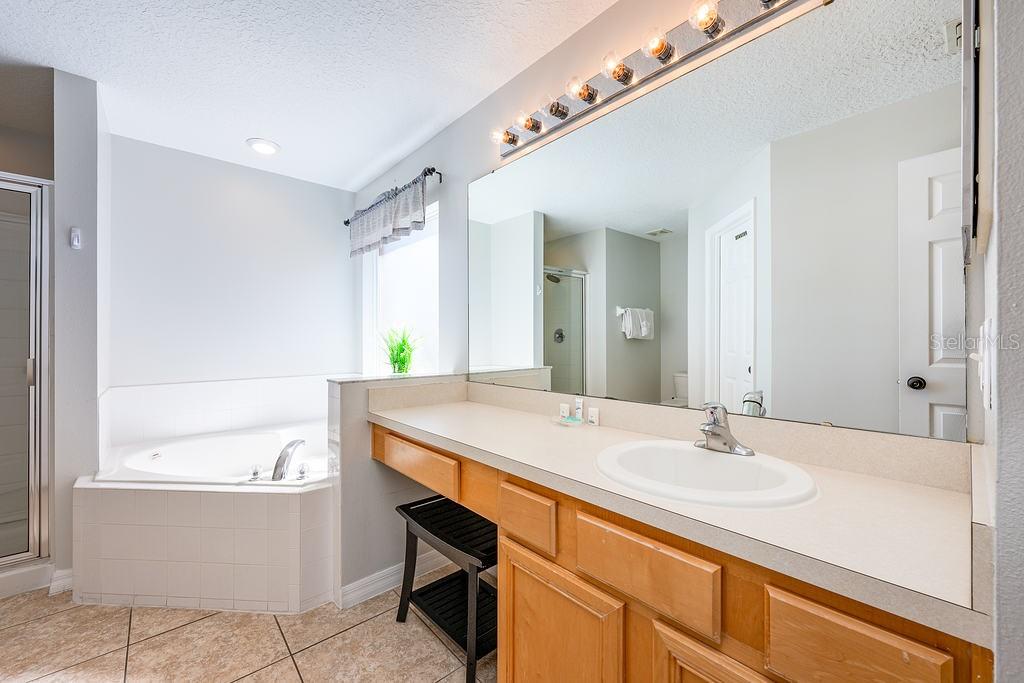 217 SEVILLA AVE, DAVENPORT, FL, 33897