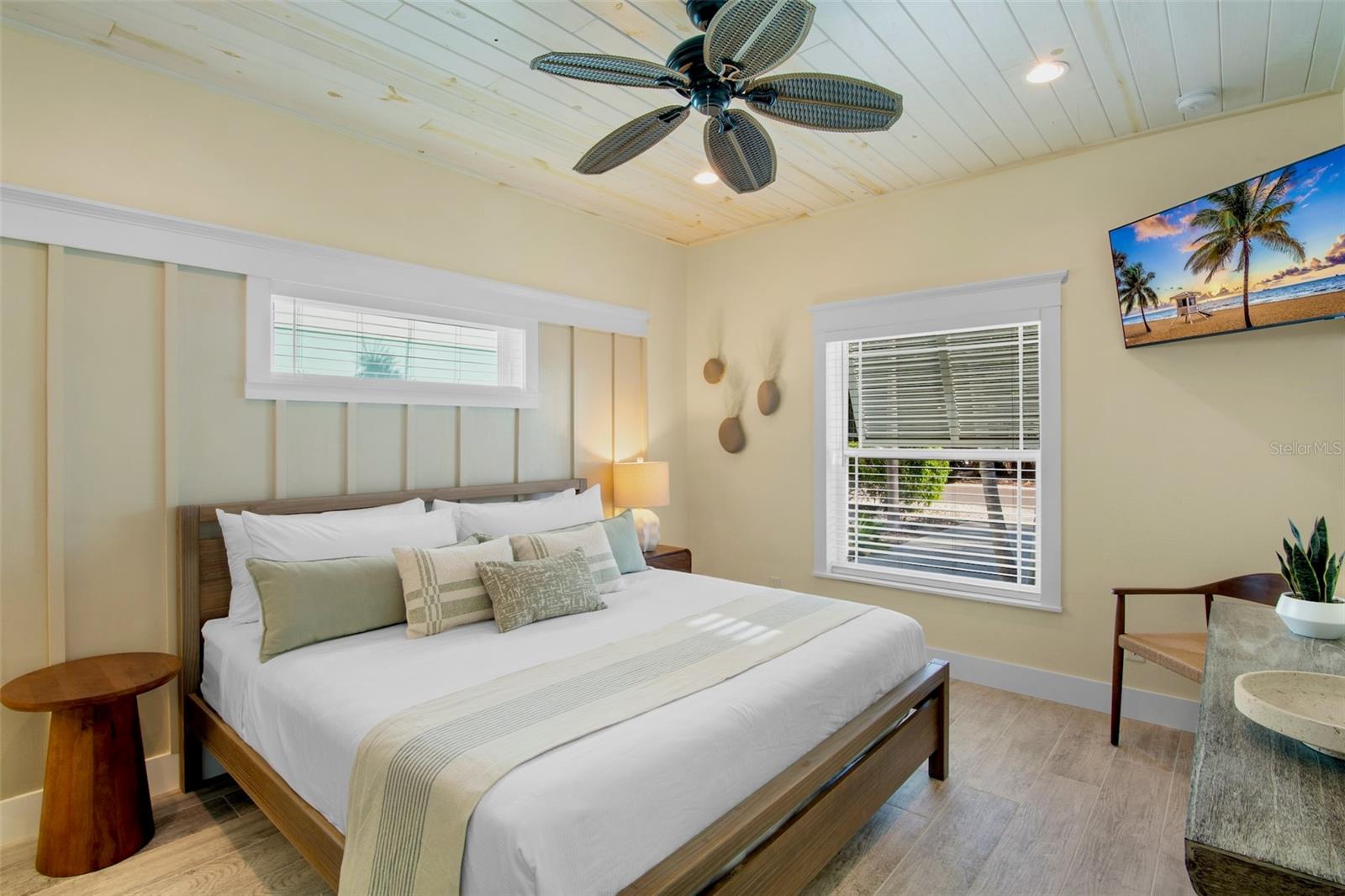 709 FERN, ANNA MARIA, FL, 34216