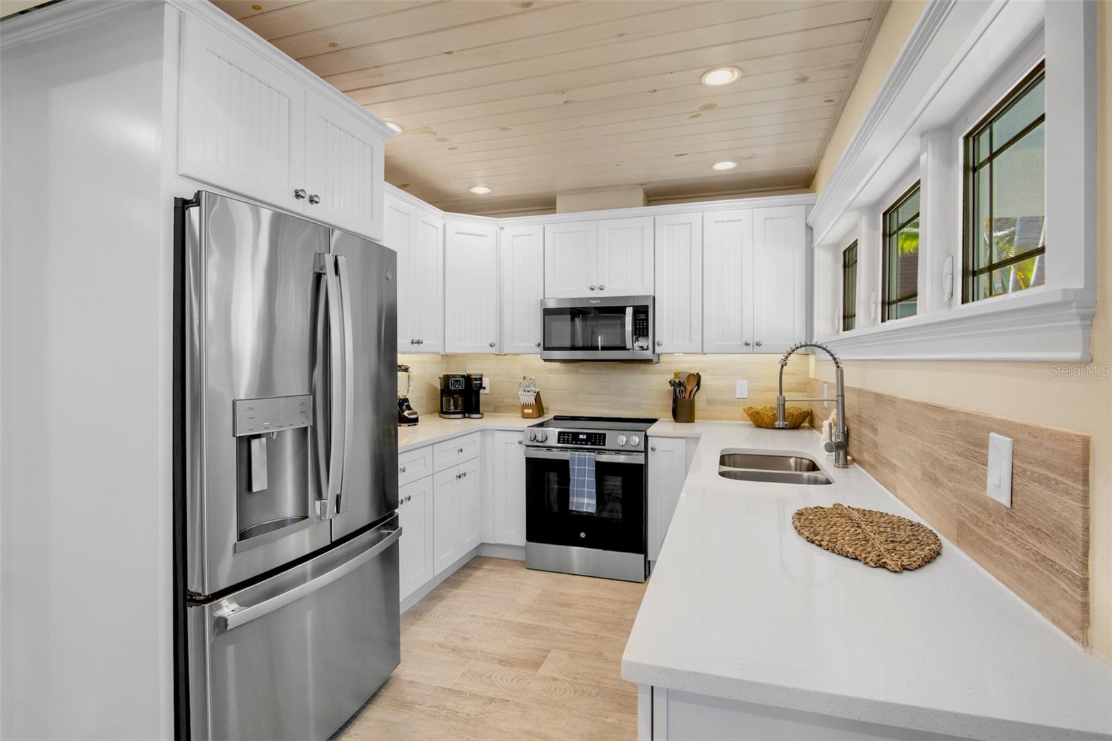 709 FERN, ANNA MARIA, FL, 34216