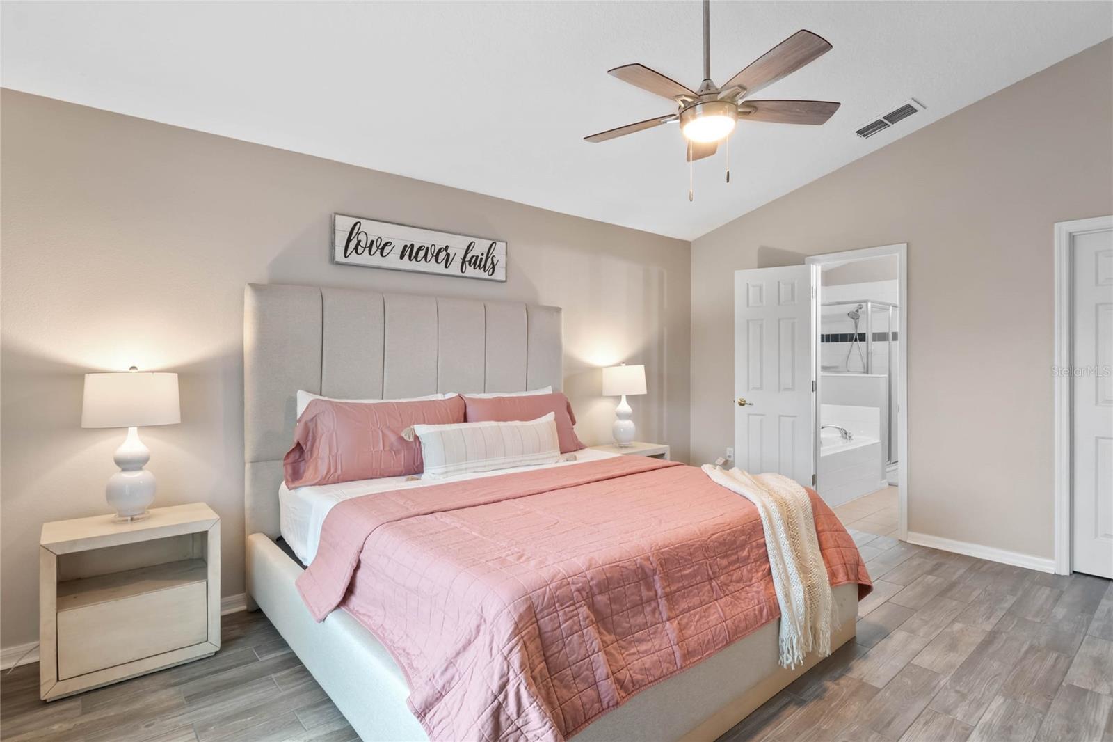 215 HIGHGATE PARK BLVD, DAVENPORT, FL, 33897