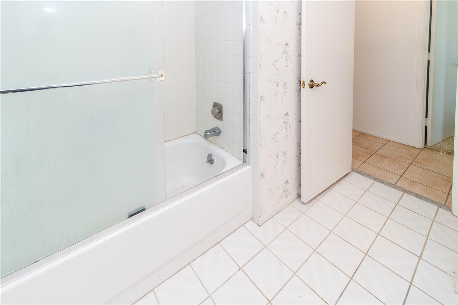 1223 QUEEN ANNE DR #B, PALM HARBOR, FL, 34684