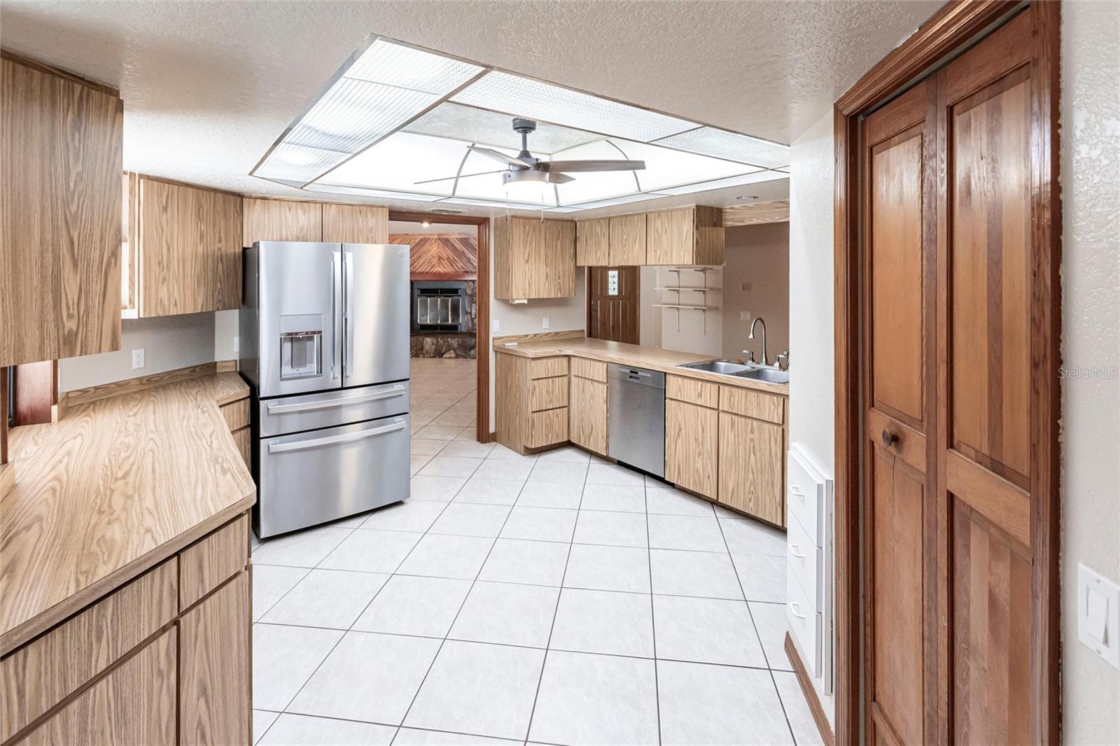 16249 ASHLAND AVE, PORT CHARLOTTE, FL, 33954