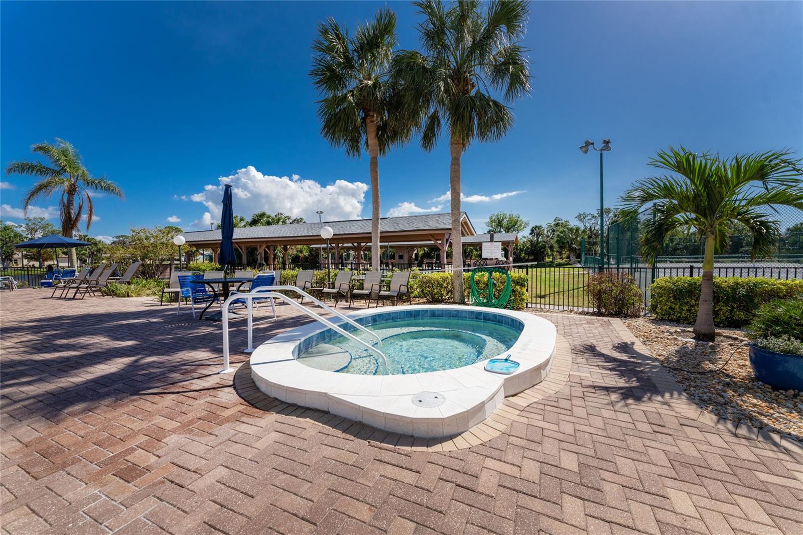 544 FOXWOOD BLVD, ENGLEWOOD, FL, 34223
