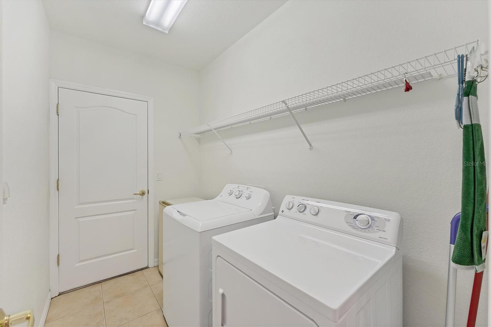 1104 YOSEMITE DR, ENGLEWOOD, FL, 34223