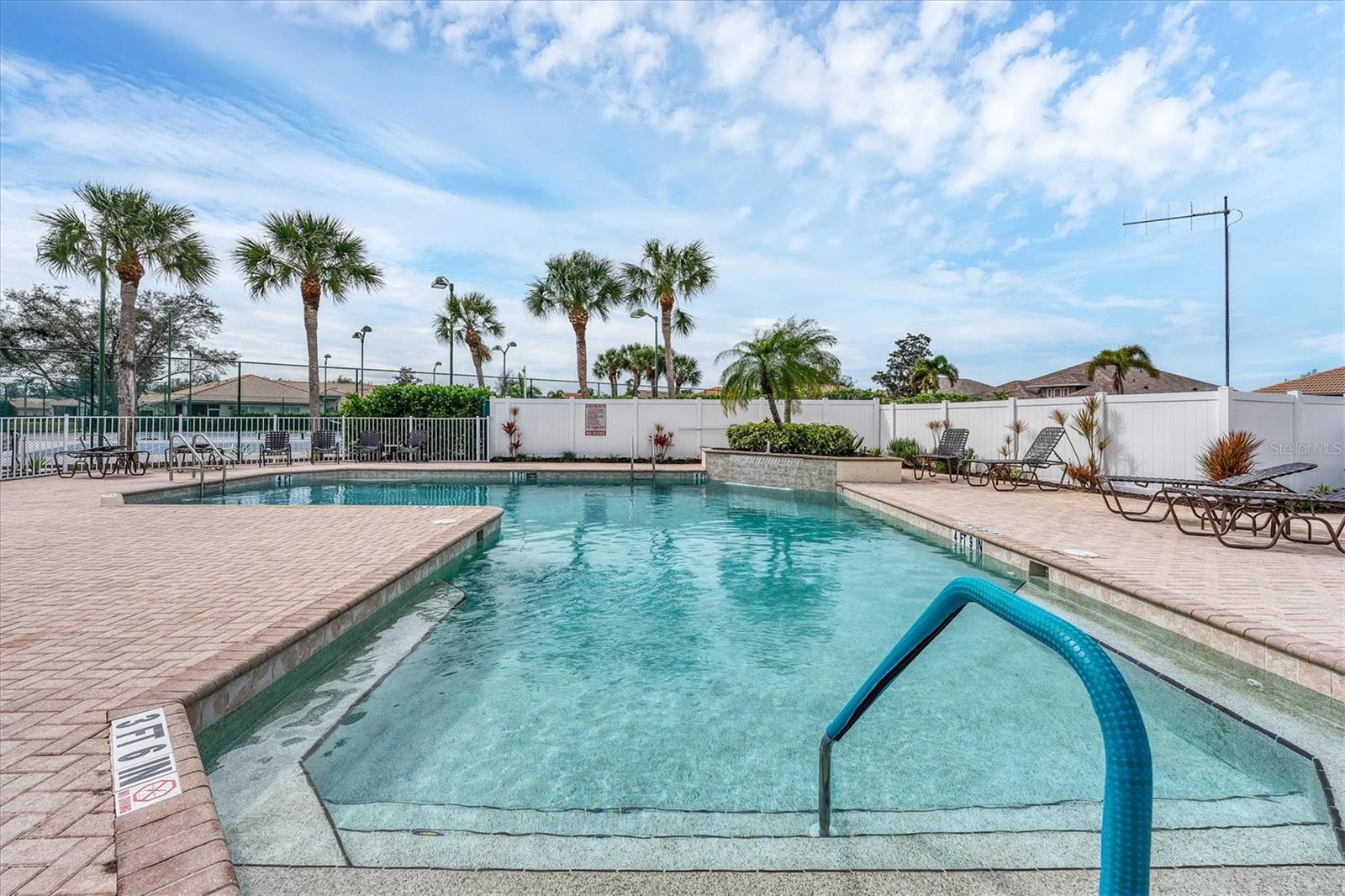 1104 YOSEMITE DR, ENGLEWOOD, FL, 34223