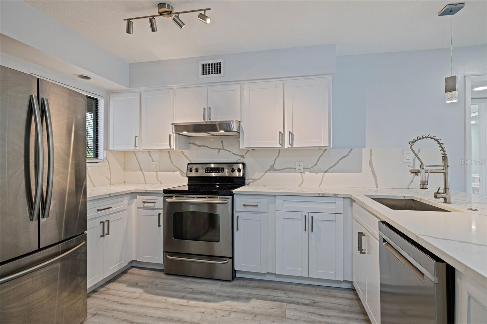 5020 MILL POND RD #3158 & 3160, WESLEY CHAPEL, FL, 33543