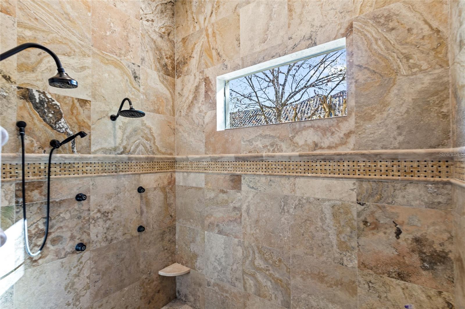 25603 HIGH HAMPTON CIR, SORRENTO, FL, 32776