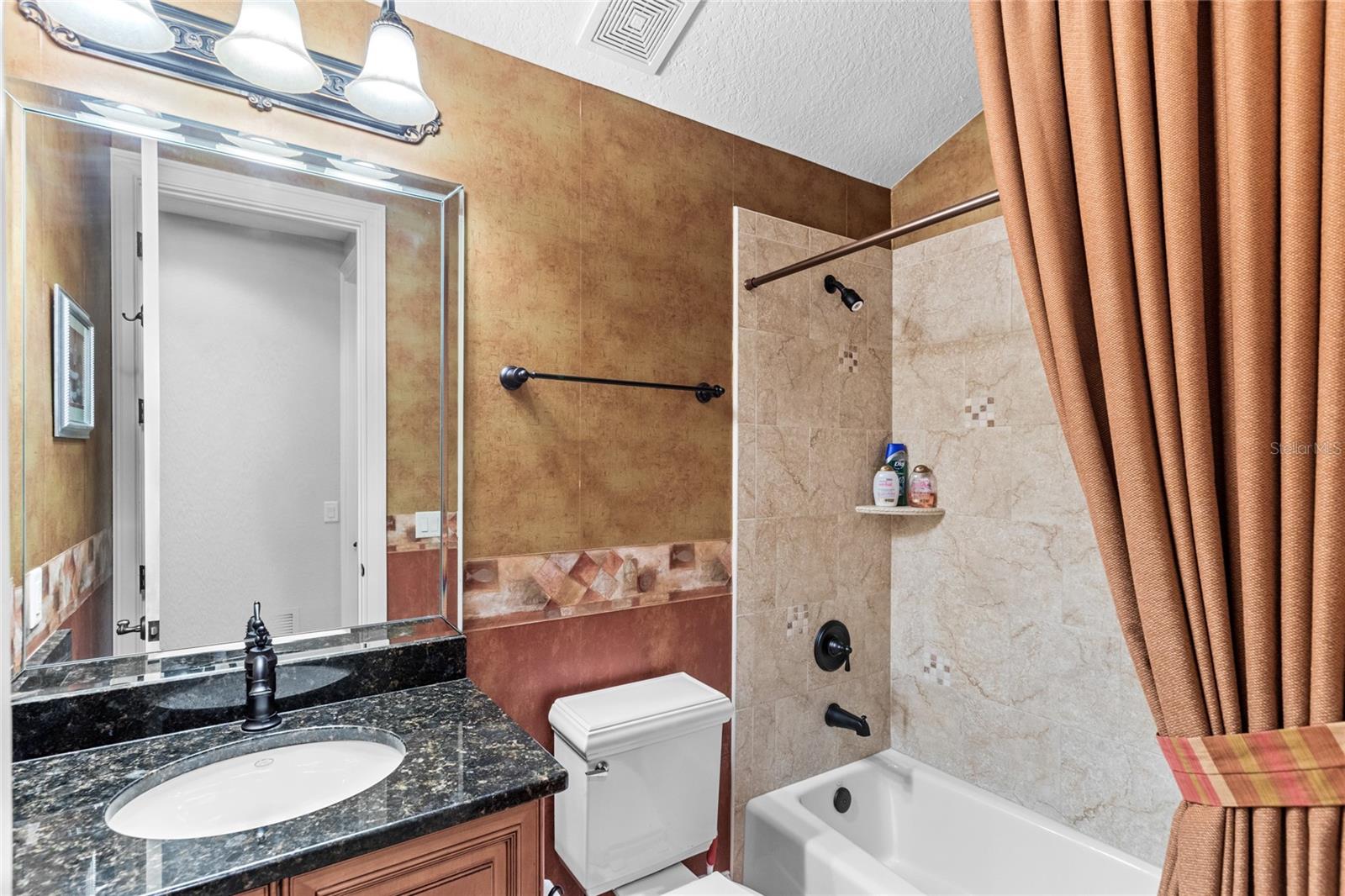25603 HIGH HAMPTON CIR, SORRENTO, FL, 32776