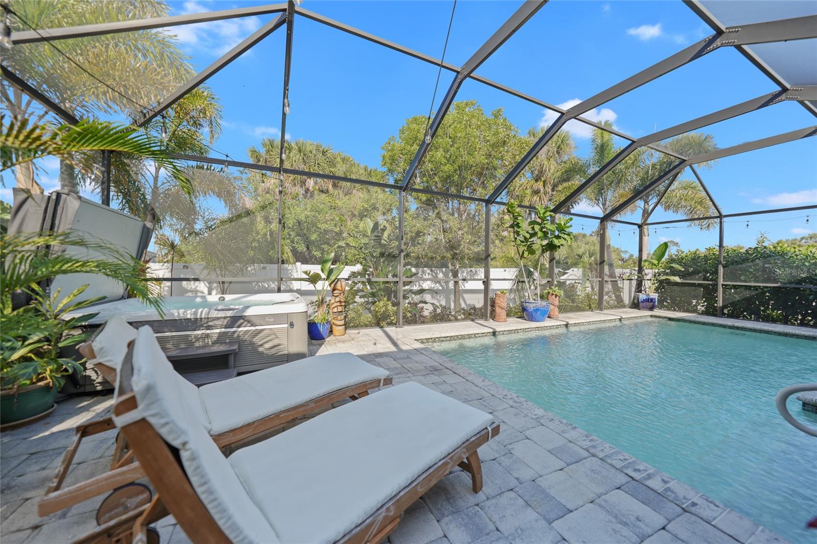 281 INDIAN CREEK DR, ROTONDA WEST, FL, 33947