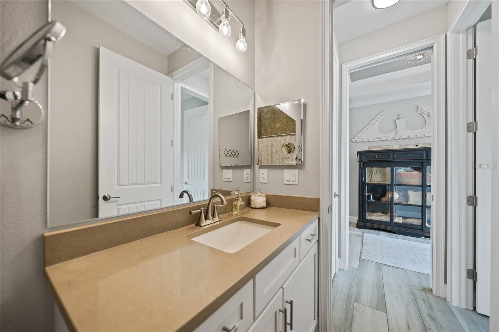 281 INDIAN CREEK DR, ROTONDA WEST, FL, 33947