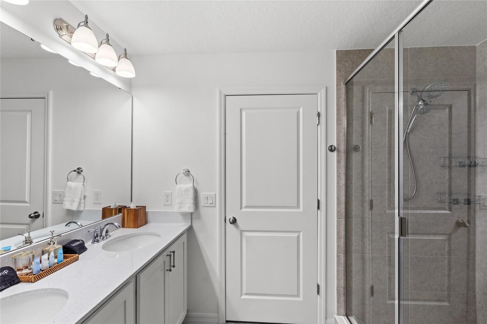 819 LONGBOAT DR, DAVENPORT, FL, 33896