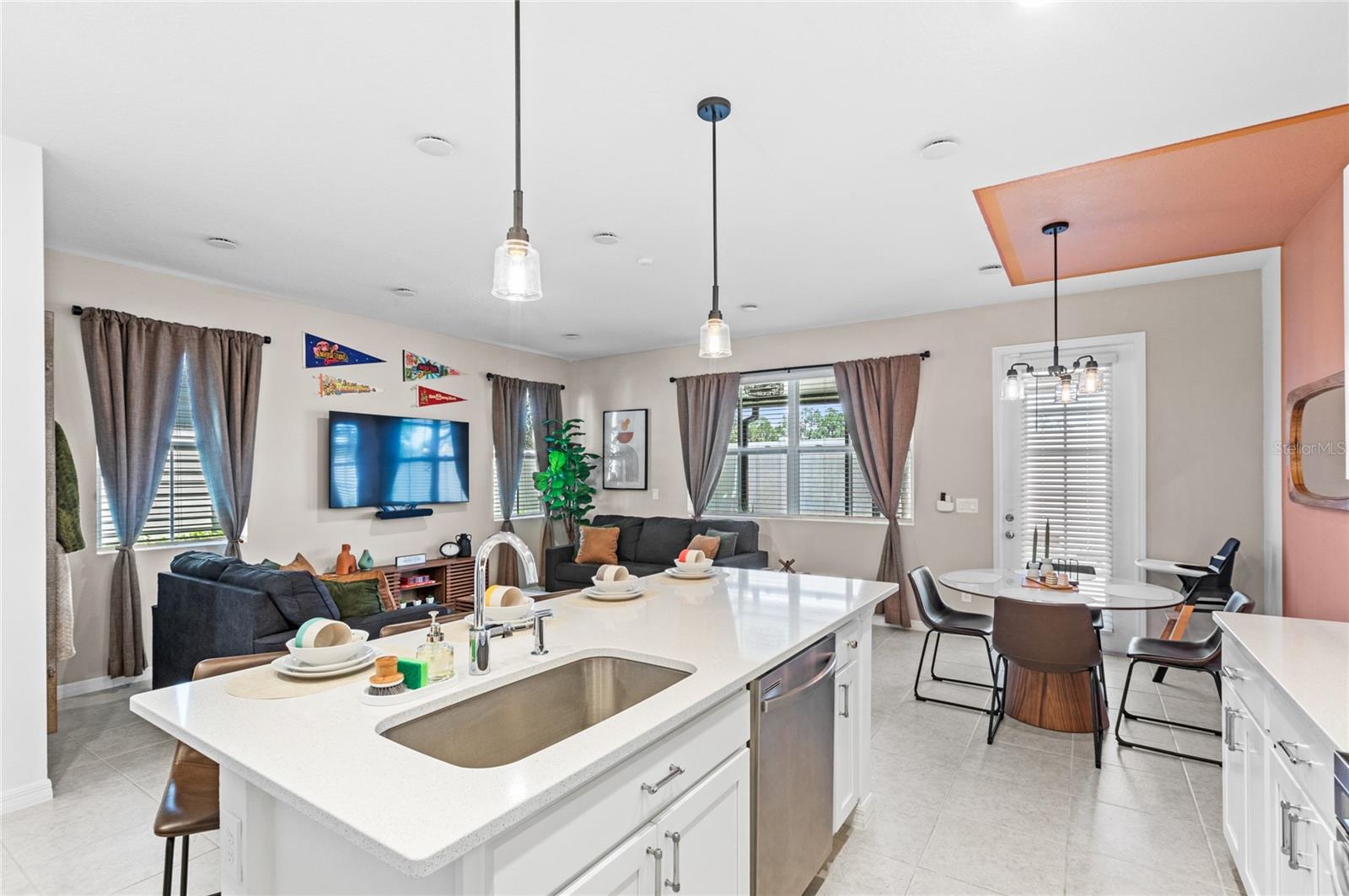 819 LONGBOAT DR, DAVENPORT, FL, 33896