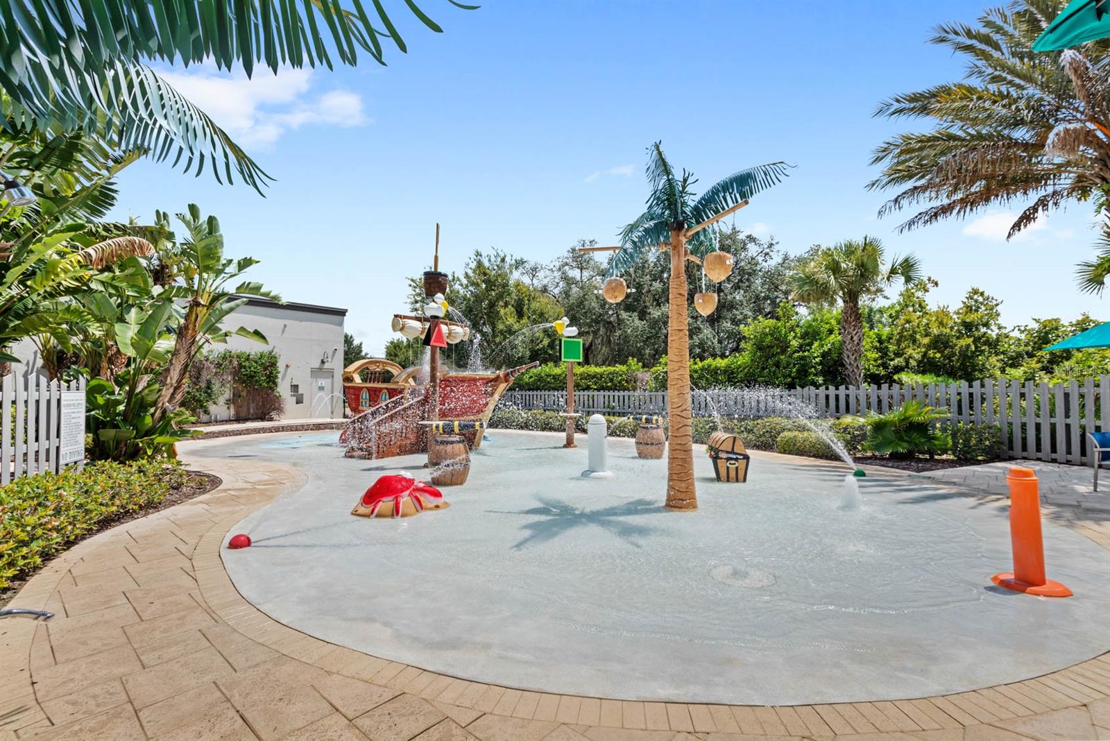 819 LONGBOAT DR, DAVENPORT, FL, 33896