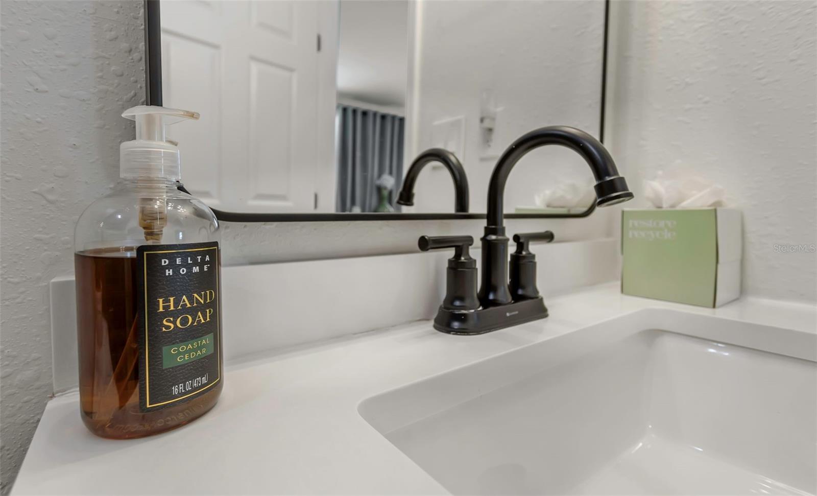 1076 PHILIPPE PKWY, SAFETY HARBOR, FL, 34695