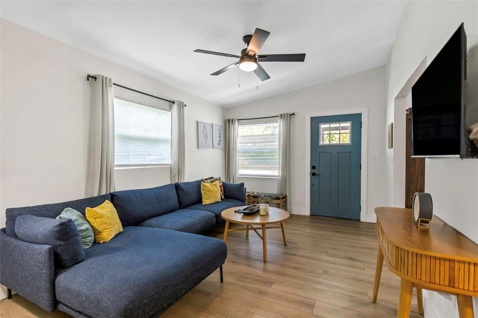 1076 PHILIPPE PKWY, SAFETY HARBOR, FL, 34695
