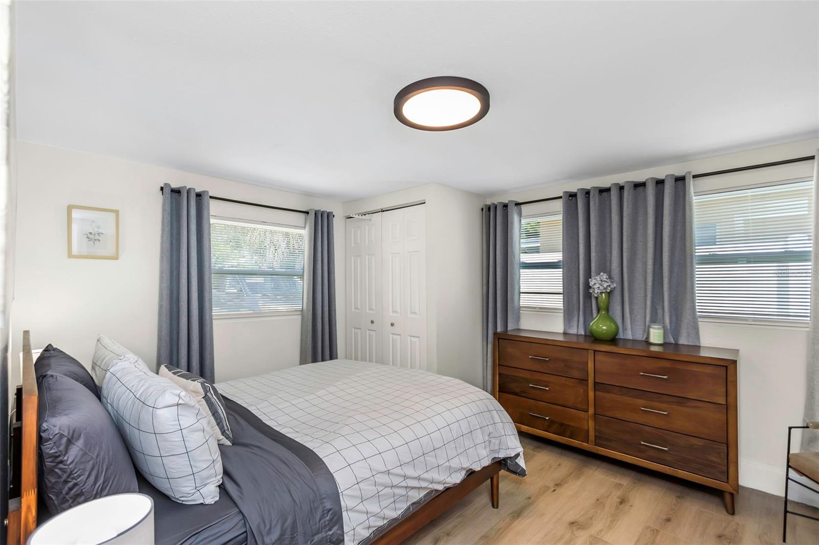1076 PHILIPPE PKWY, SAFETY HARBOR, FL, 34695