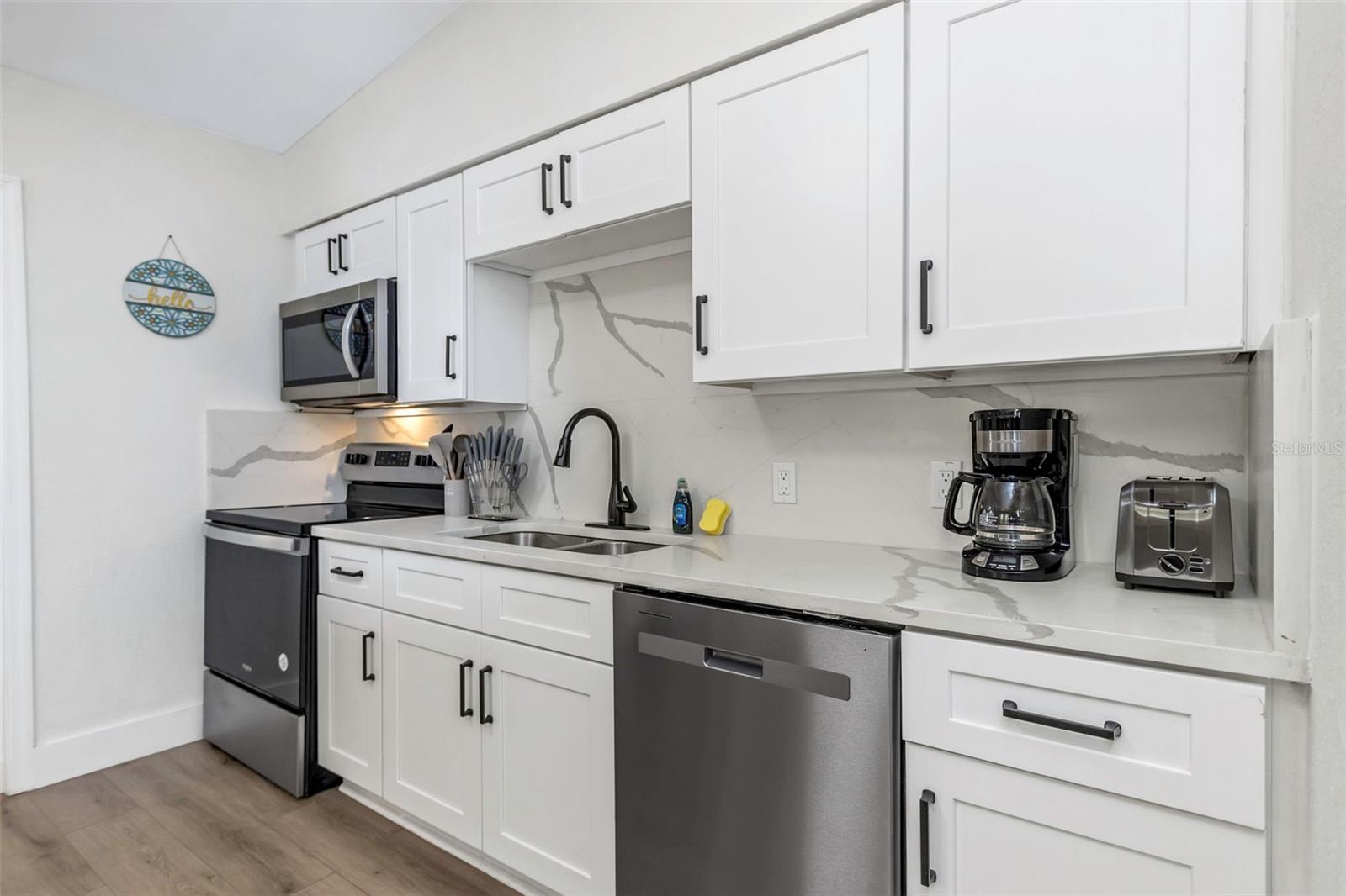 1076 PHILIPPE PKWY, SAFETY HARBOR, FL, 34695