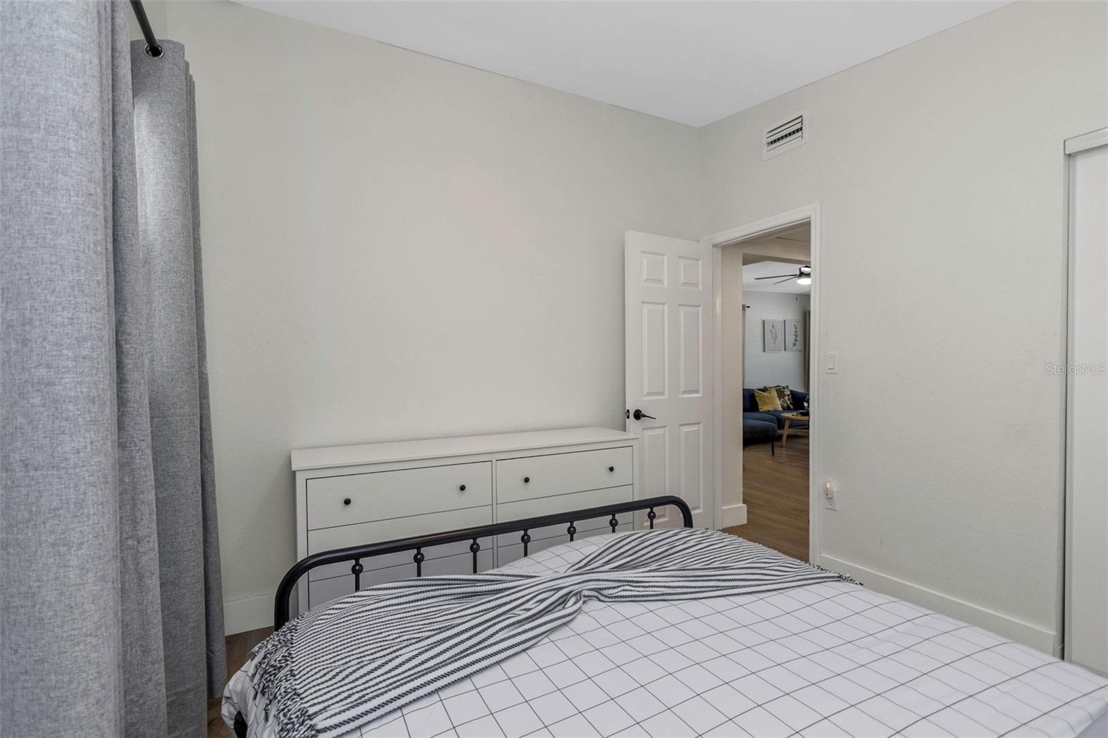 1076 PHILIPPE PKWY, SAFETY HARBOR, FL, 34695