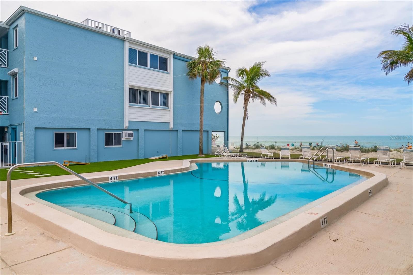 7000 GULF DR #215, HOLMES BEACH, FL, 34217