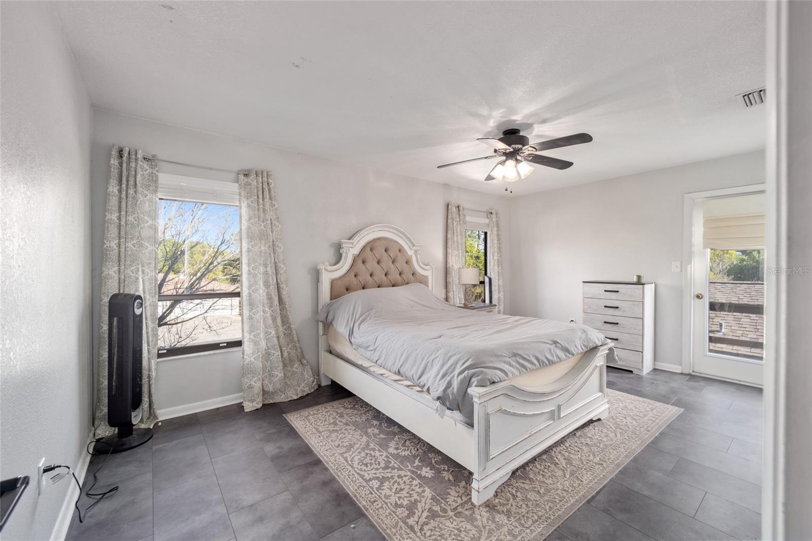3870 NE 17TH STREET CIR, OCALA, FL, 34470