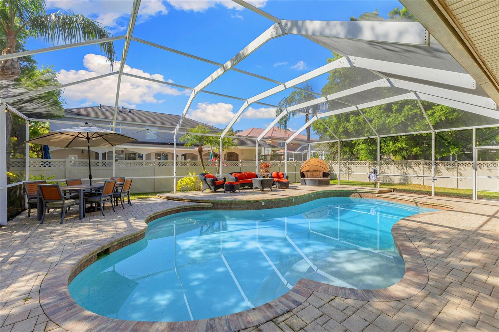 18132 REGENTS SQUARE DR, TAMPA, FL, 33647