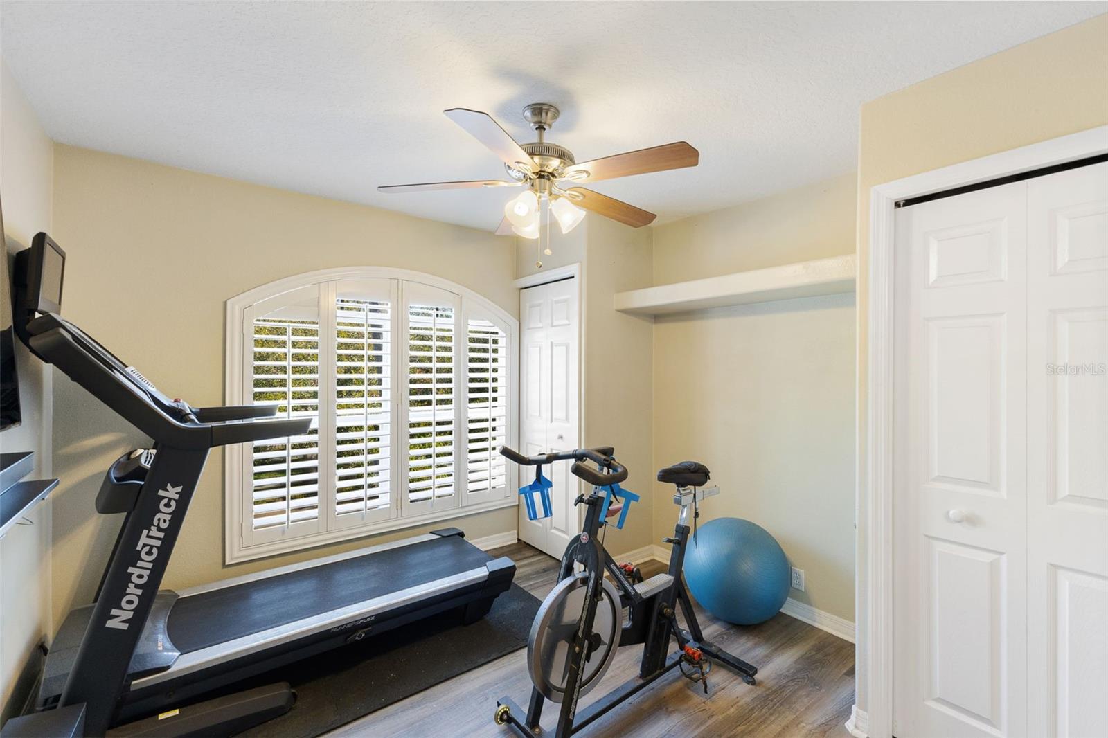18132 REGENTS SQUARE DR, TAMPA, FL, 33647
