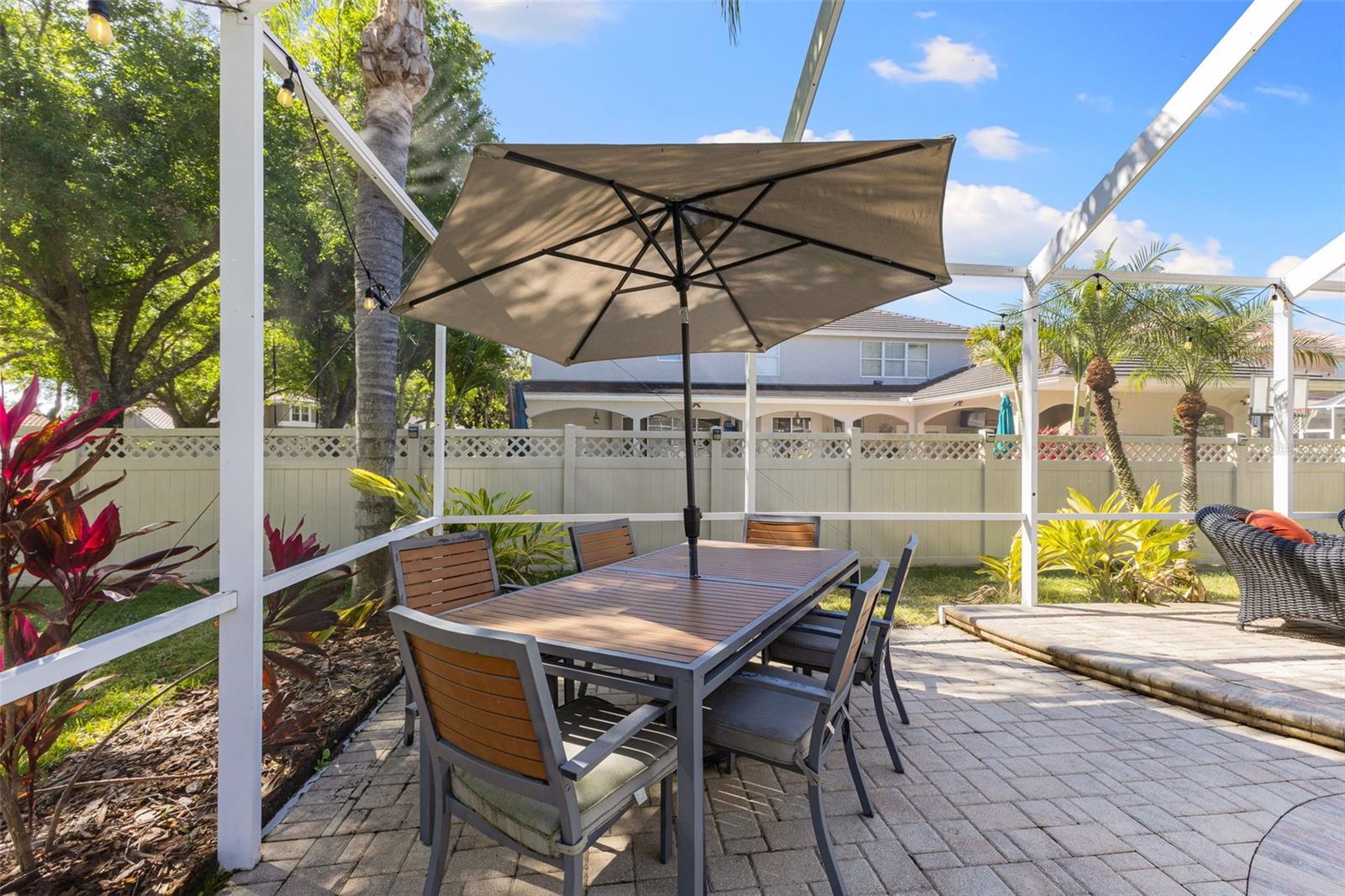 18132 REGENTS SQUARE DR, TAMPA, FL, 33647