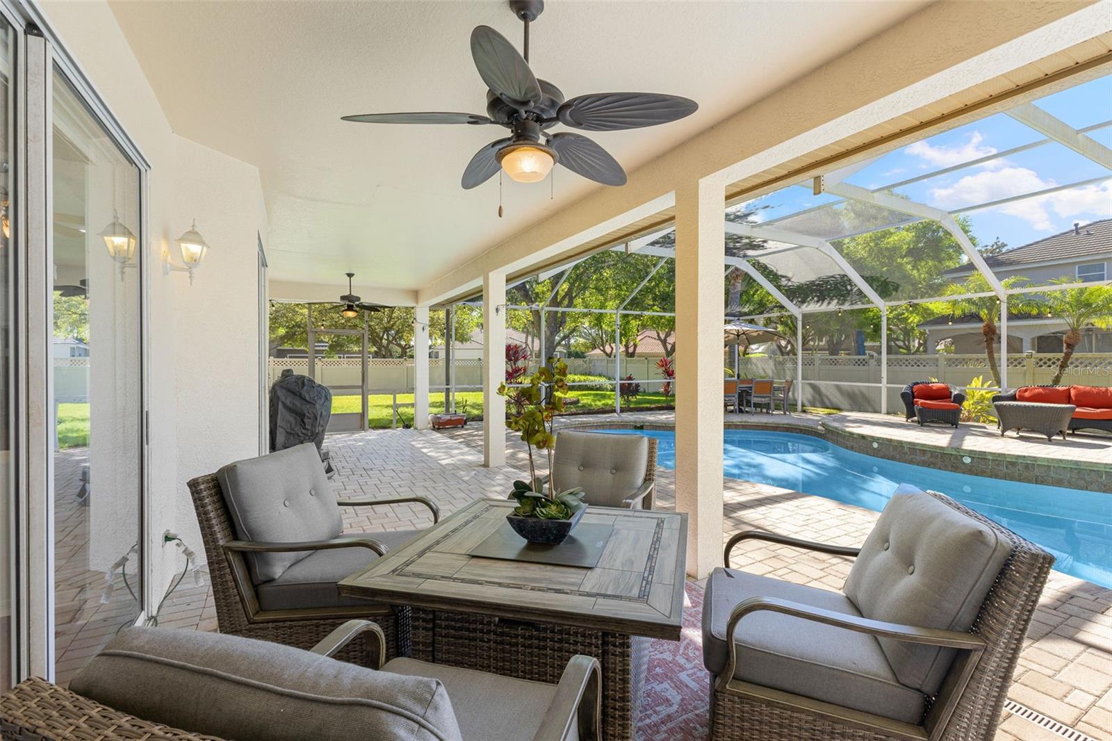 18132 REGENTS SQUARE DR, TAMPA, FL, 33647
