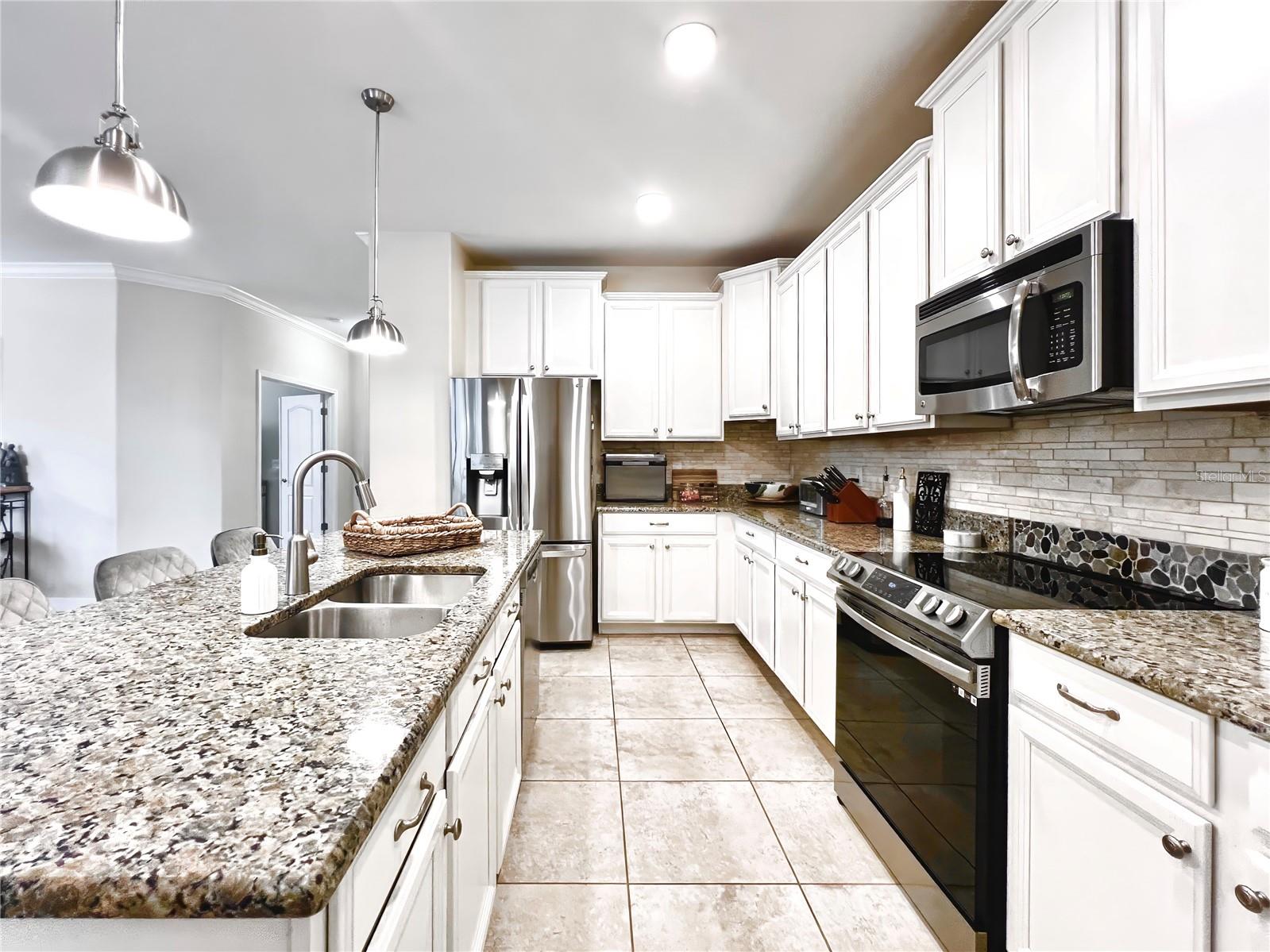 1307 MOSS CREEK LN, DAVENPORT, FL, 33896